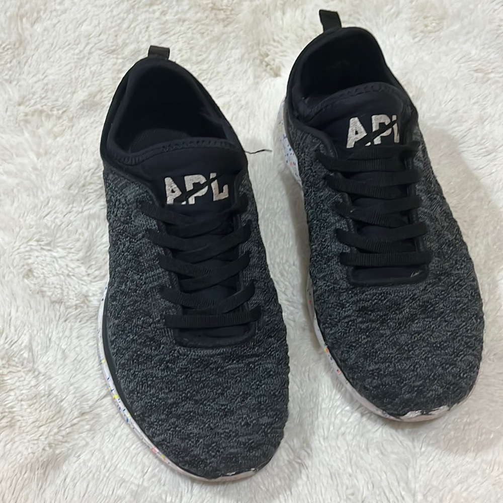 APL techloom multispeck sneakers